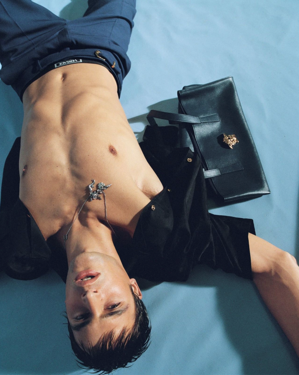 La Vacanza 2025: Dario Vitale's first campaign for Versace